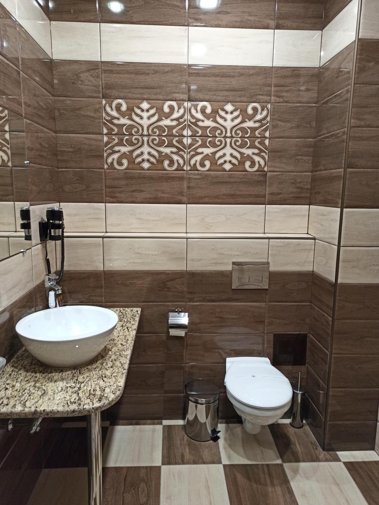 Хотел Театъръ Hotel Pleven Exterior photo